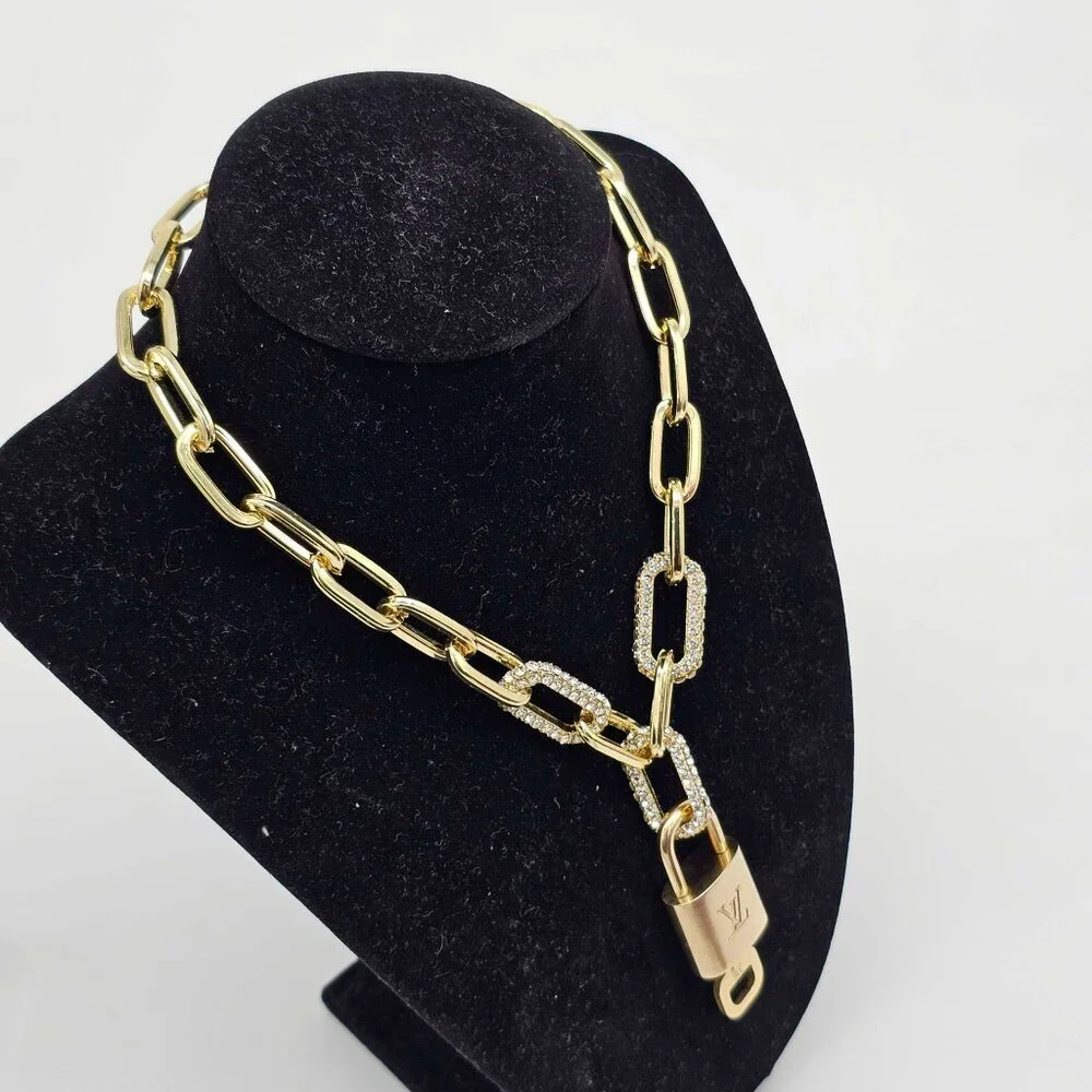 Authentic Louis Vuitton Lock & Key w/ Unbranded Gold Plated Gold Chain Necklace - Picture 3 of 11